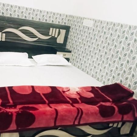Nirmala Sadan Home Stay Ayodhya Dham Экстерьер фото