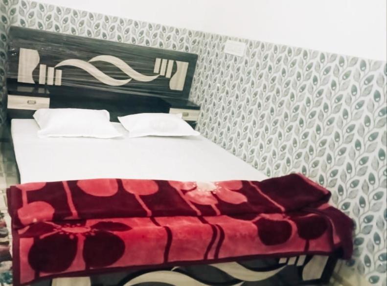 Nirmala Sadan Home Stay Ayodhya Dham Экстерьер фото