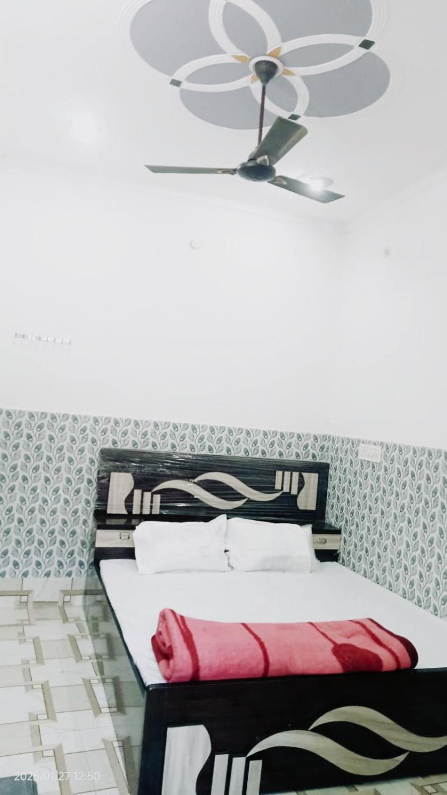 Nirmala Sadan Home Stay Ayodhya Dham Экстерьер фото